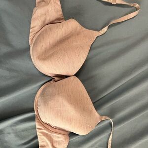 Victoria's Secret Molded Bra in Dusty Rose